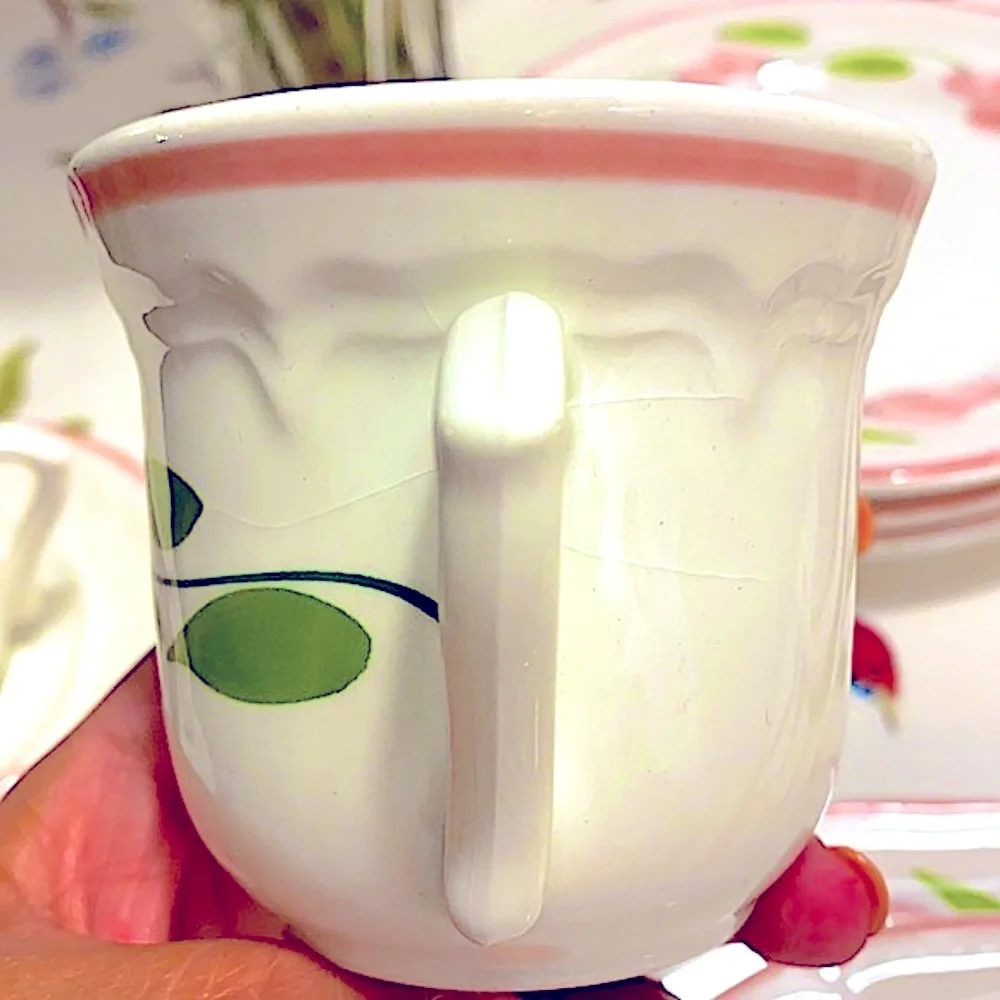 ITALIAN 1 Cup & 1 Saucer. Ceramic Quadrifoglio. Made in Italy.